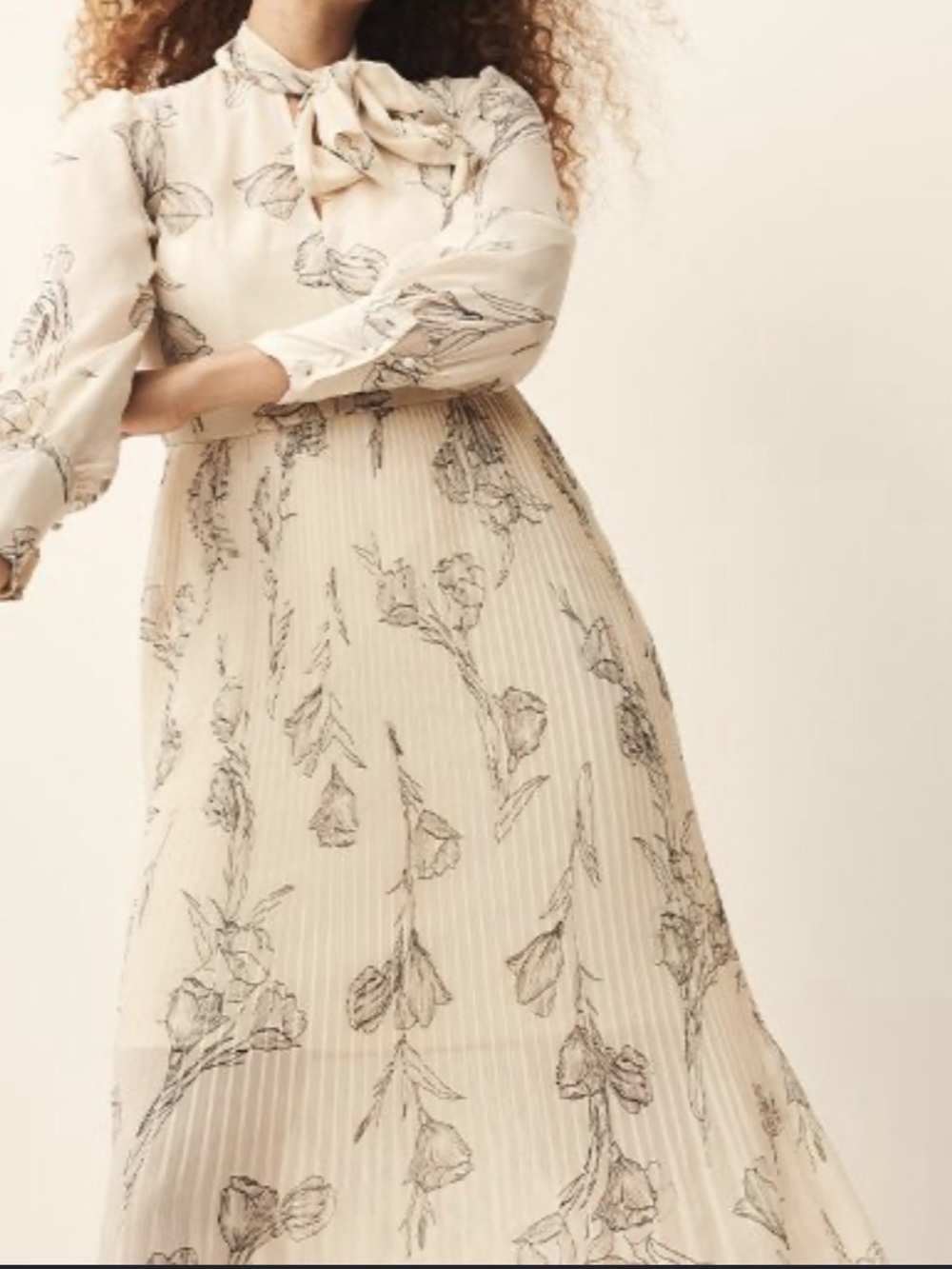 NWT A New Day Floral Pleated Long Sleeve Tie Boat Neck Maxi Dress in Cream Sz S